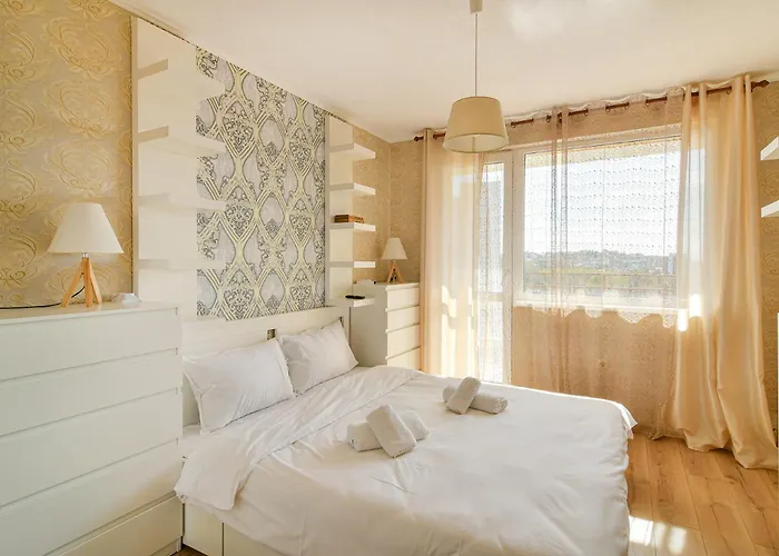 Viewpoint-2br Free Parking شقة